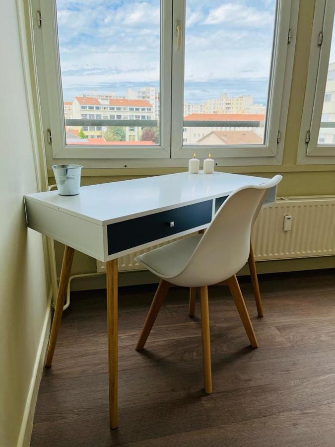 Espace 500 - Cosy, Wifi & Vue Sur La Ville Saint-Etienne  Eksteriør billede